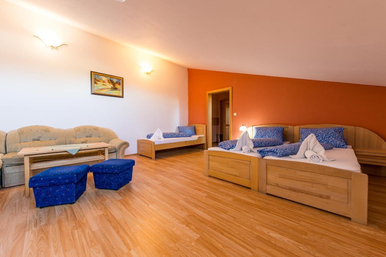 Hotel Euforia Nová Lesná Exteriör bild